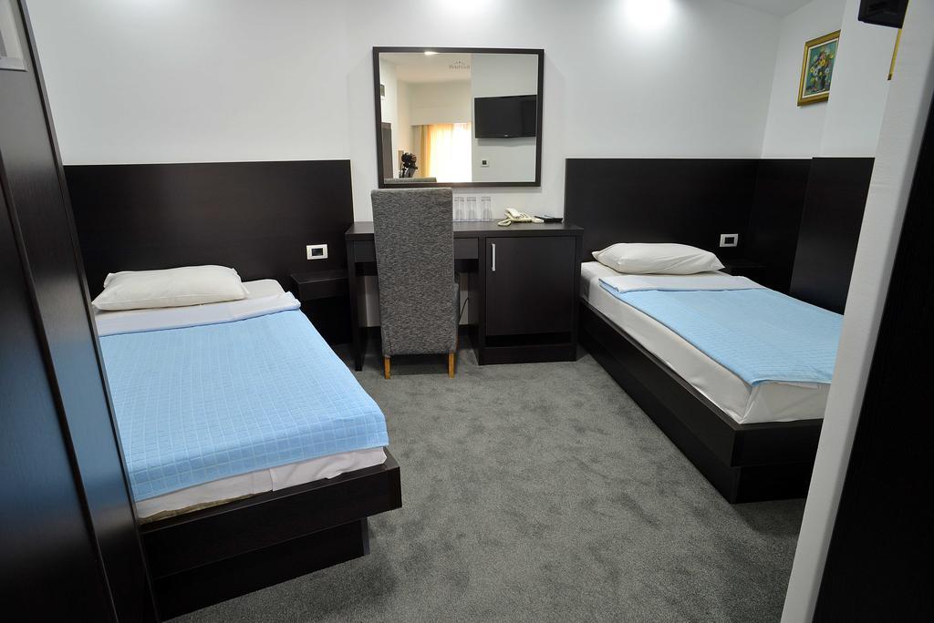 Hotel Golf Kruševac Dış mekan fotoğraf
