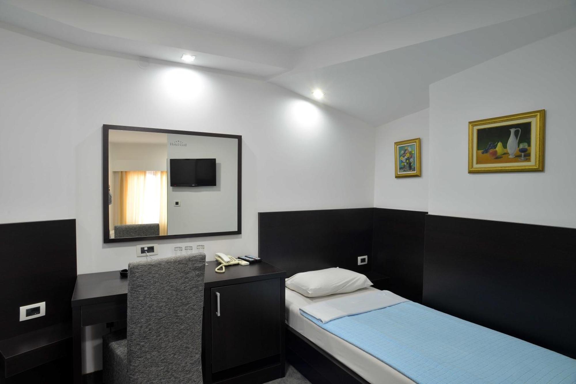 Hotel Golf Kruševac Dış mekan fotoğraf