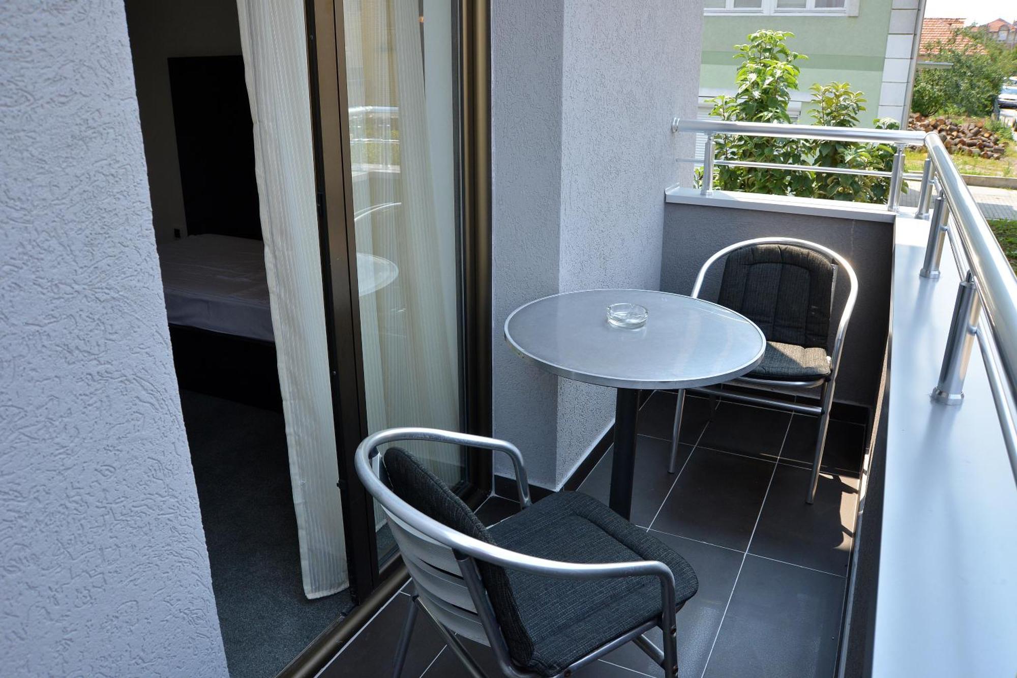 Hotel Golf Kruševac Oda fotoğraf