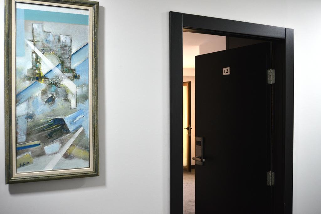 Hotel Golf Kruševac Oda fotoğraf