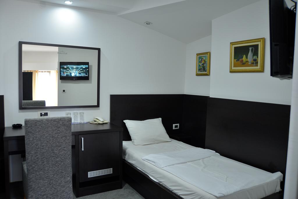 Hotel Golf Kruševac Oda fotoğraf