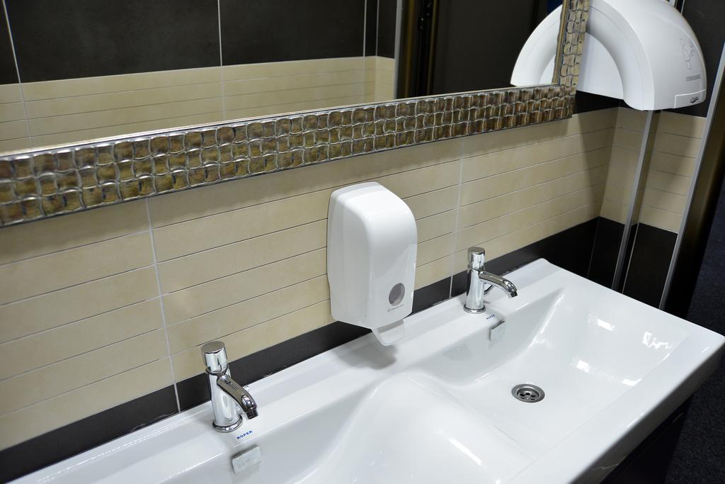 Hotel Golf Kruševac Dış mekan fotoğraf